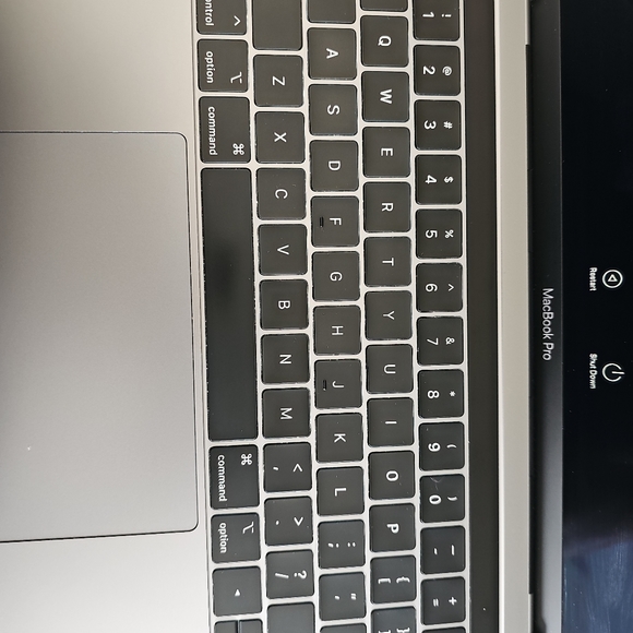 Macbook Pro very lightly used - Picture 2 of 4